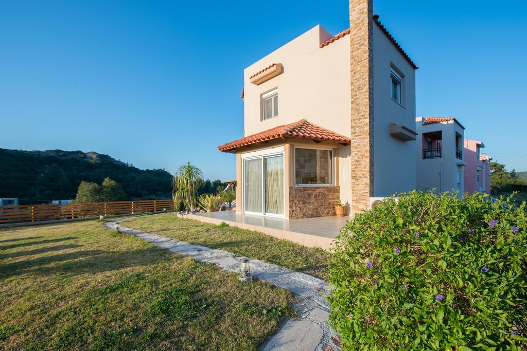 Natura House Lalyssos Eksteriør billede